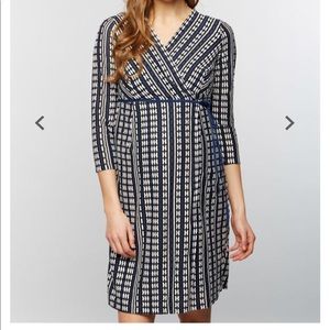 NWT Pea in the Pod Maternity Dress - Size M